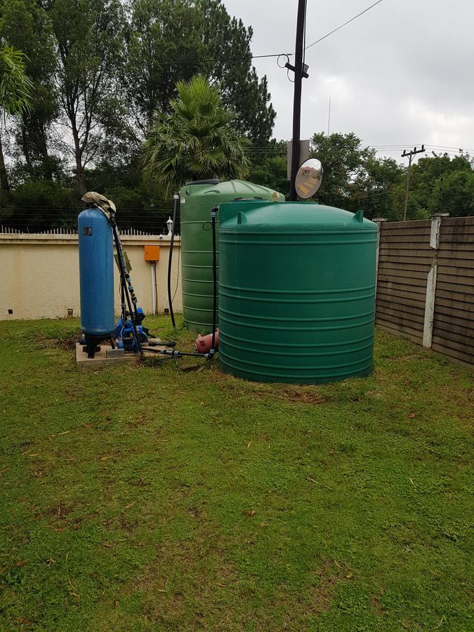 12 On Vaal Drive Guesthouse Vanderbijlpark Bagian luar foto